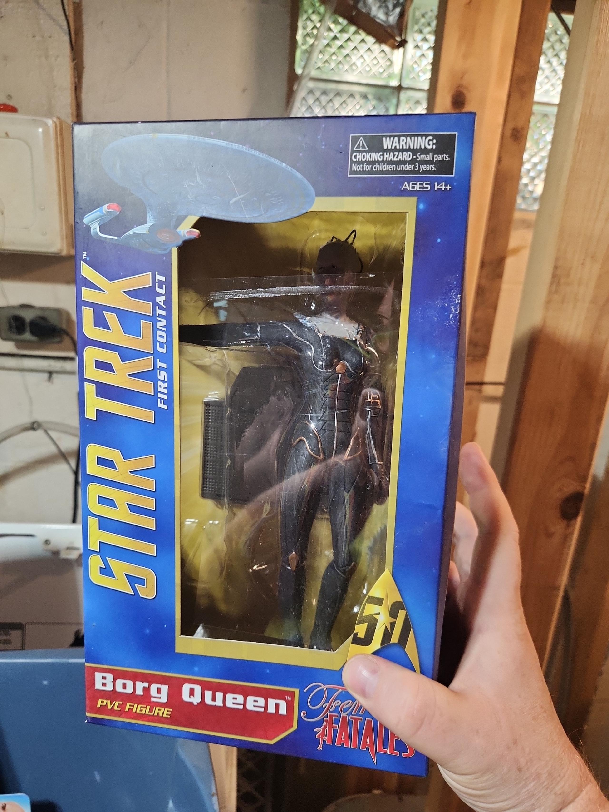 Borg  queen pvc femme fatales