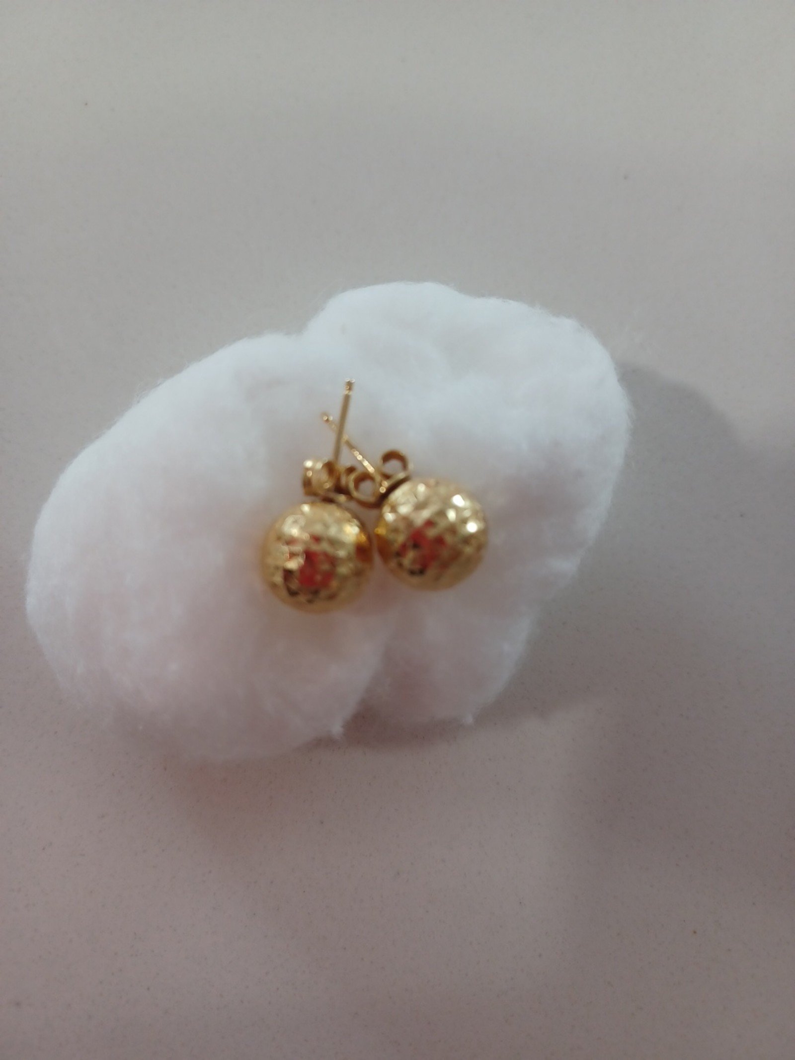 18Karat Saudi gold earrings