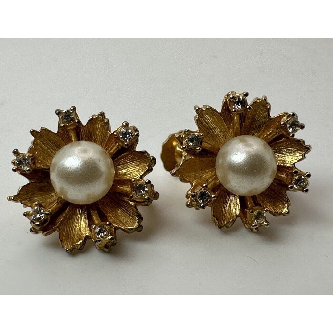 VTG MIRIAM HASKELL Unsigned Screw Back Earrings FAUX PEARL Rhinestones Elegant
