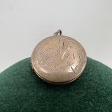 Antique 0.87 DIA Sterling Etched Heart & Plant Patterns Locket Pendant!