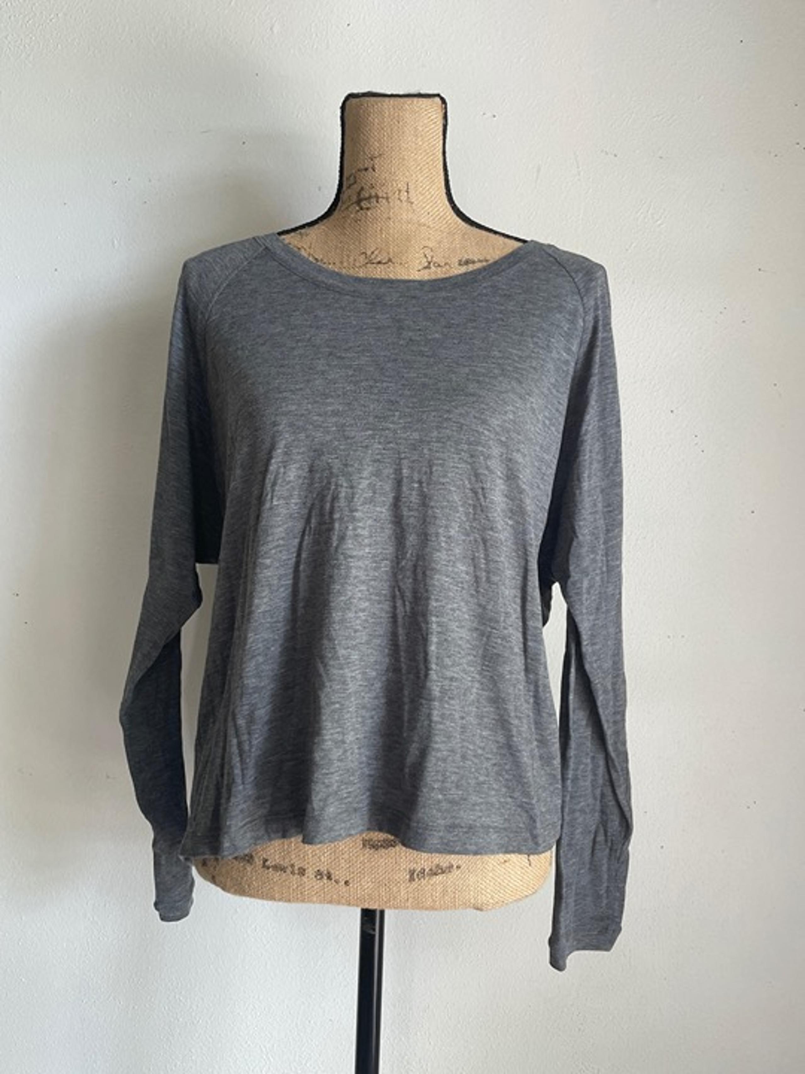 Lululemon Dark Grey Long Sleeve Athletic Shirt