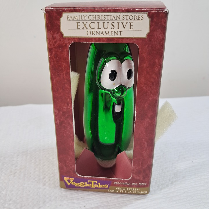 Vintage Dayspring VeggieTales Larry The Cucumber Christmas Ornament Veggie Tales