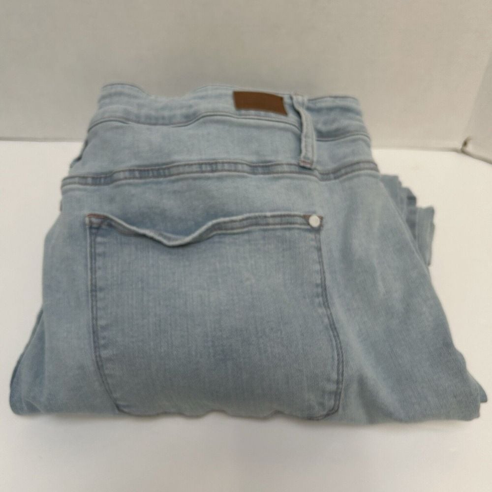 Judy Blue Wide Leg Fit Light Wash Braided Waistband Jeans Size 24W Style #88332
