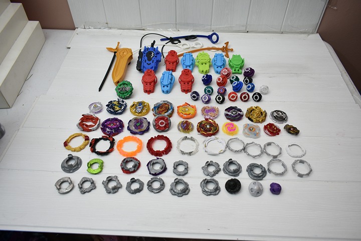 Beylade Beyblades Lot Burst
