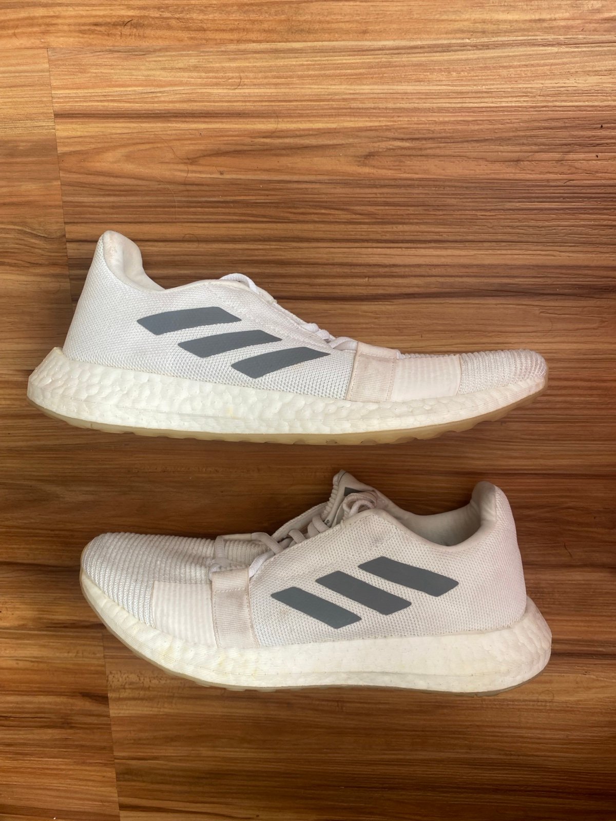 Adidas SenseBOOST ultra Midsole Women' Running Training Shoes Size 7.5 EG0944