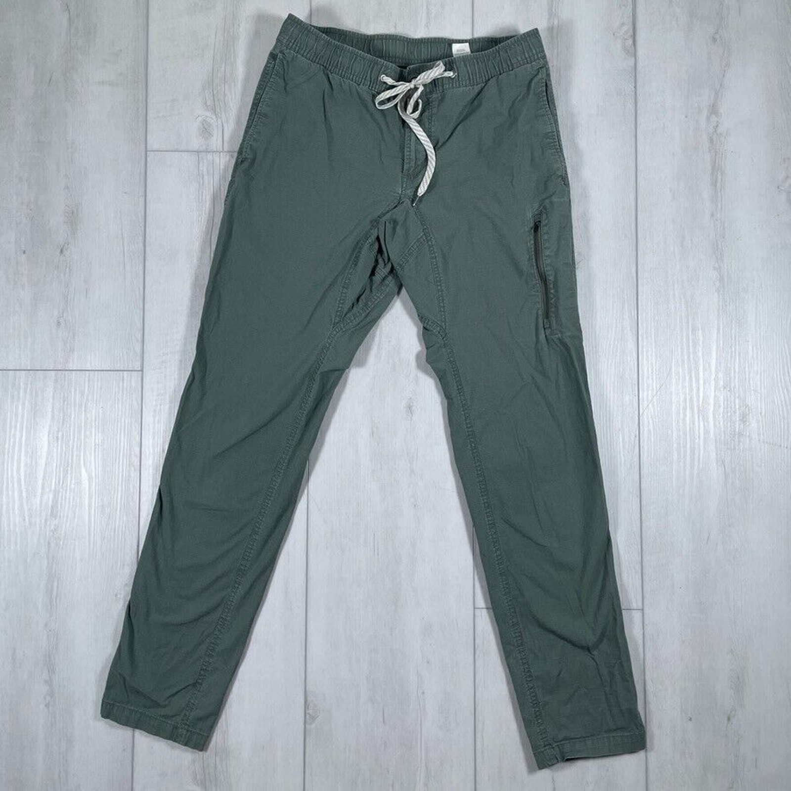 Vuori Mens Medium Green Ripstop Pants Performance Outdoor Athleisure Slim Fit