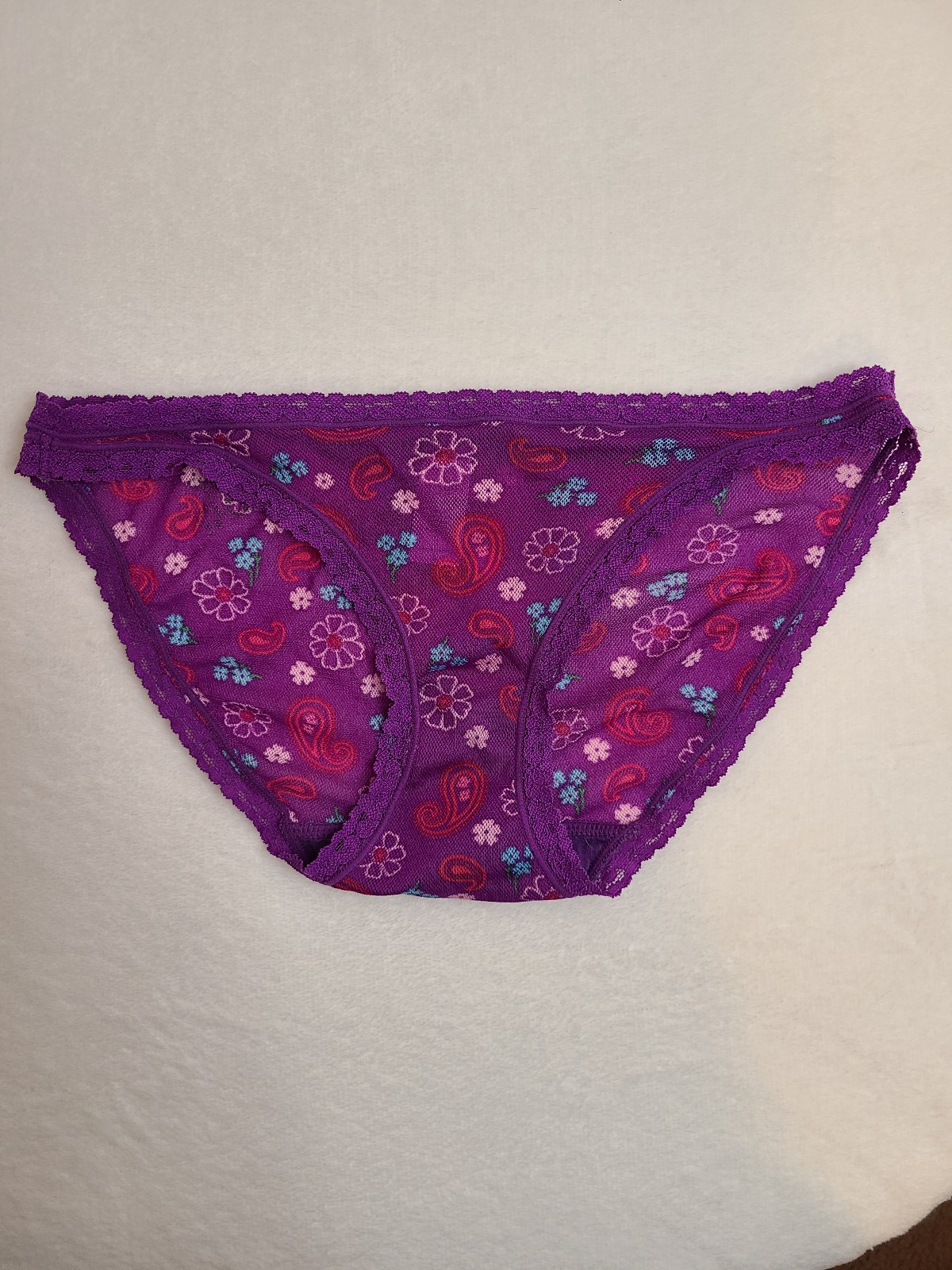 Vtg Victoria's Secret Mesh Bikini panty size sm