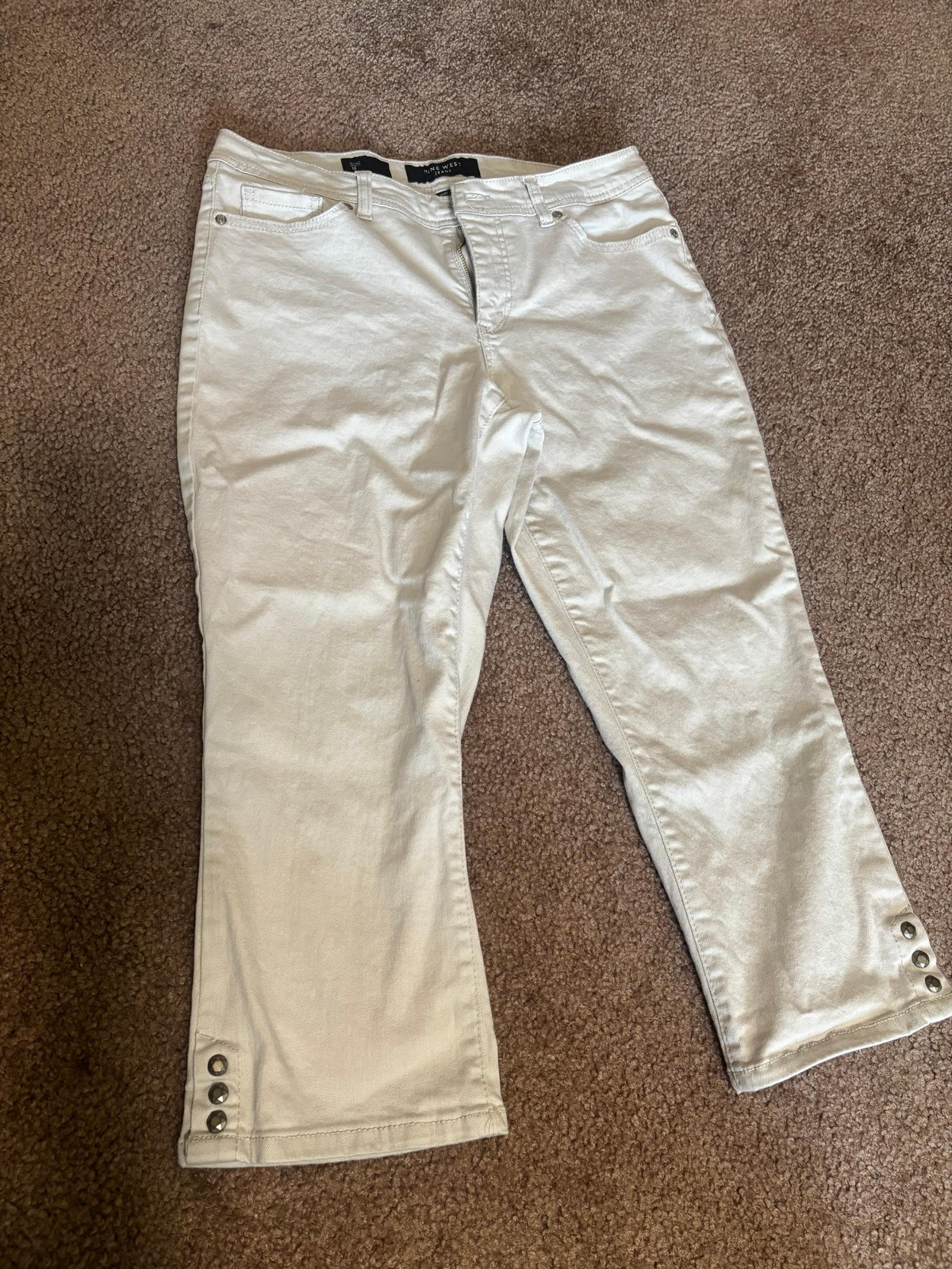 Nine West Women’s Capris