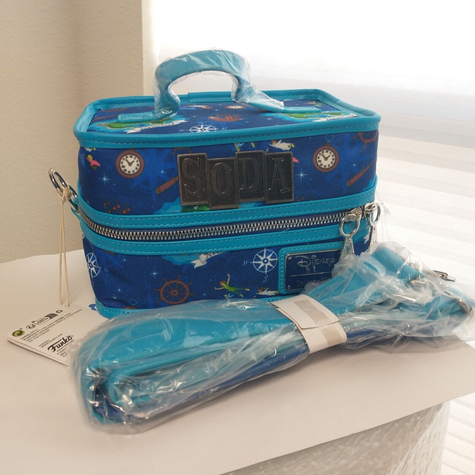 Funko Disney - Loungefly - Soda - Cooler Bag Lunchbox - Peter Pan Neverland