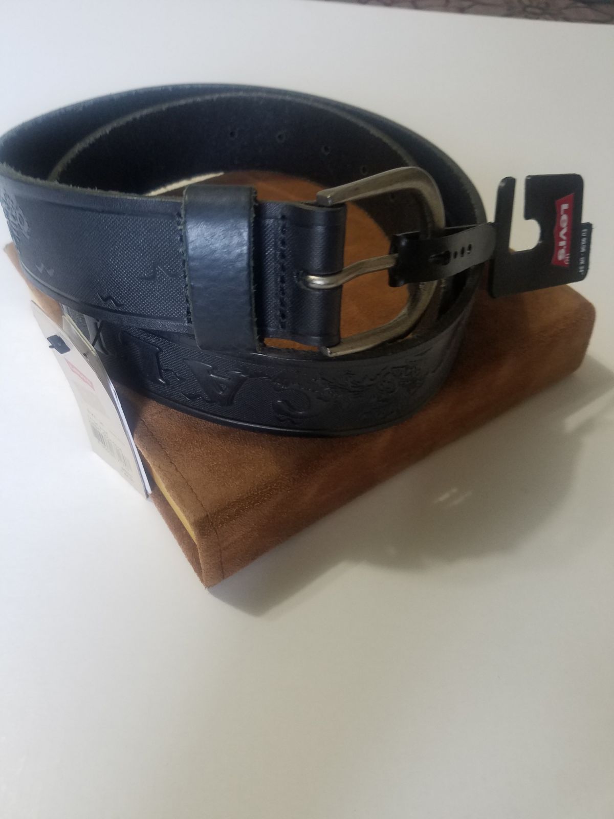 Levi mens embossed detail leather belt s