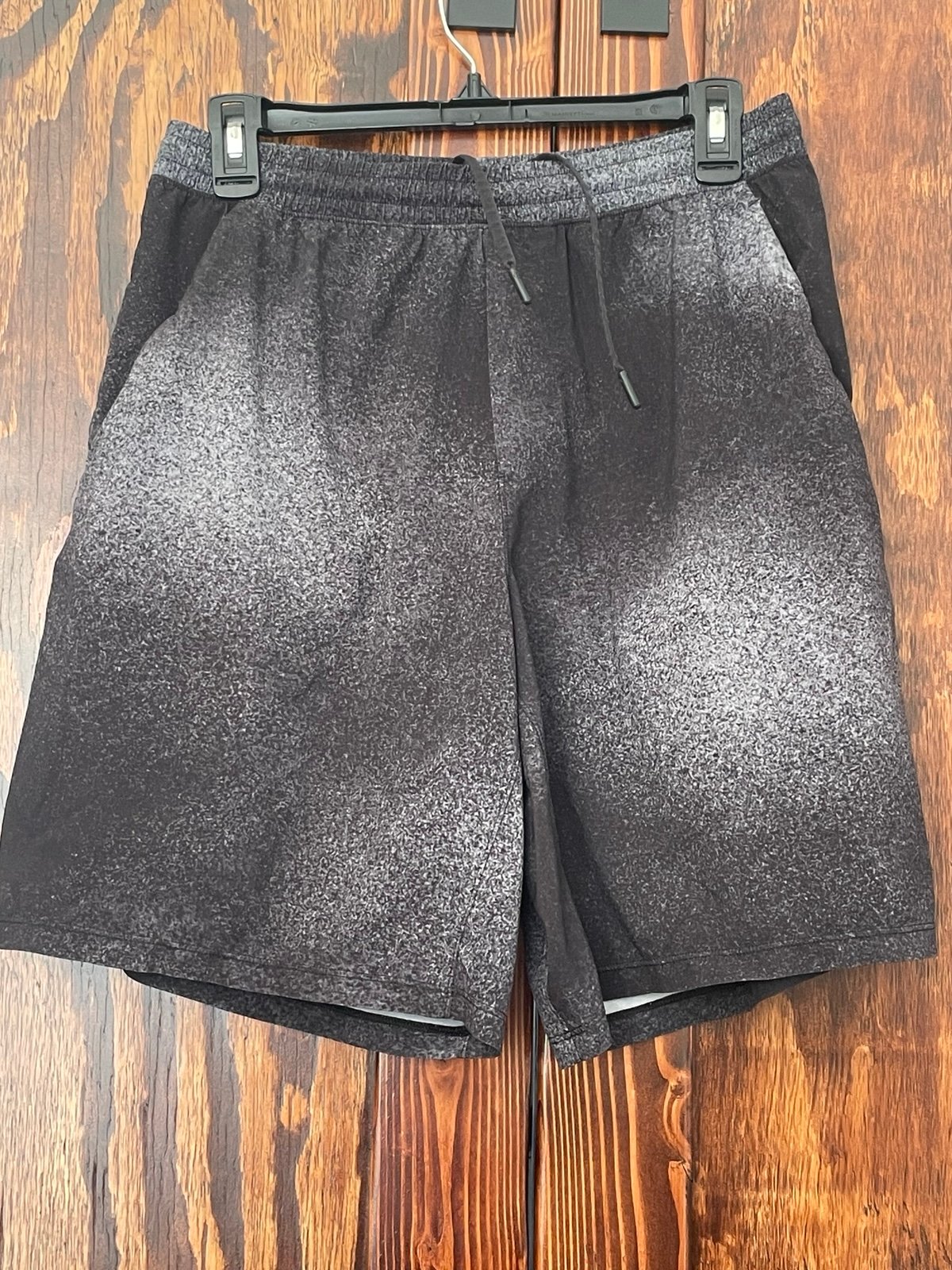 Lululemon pace breaker shorts