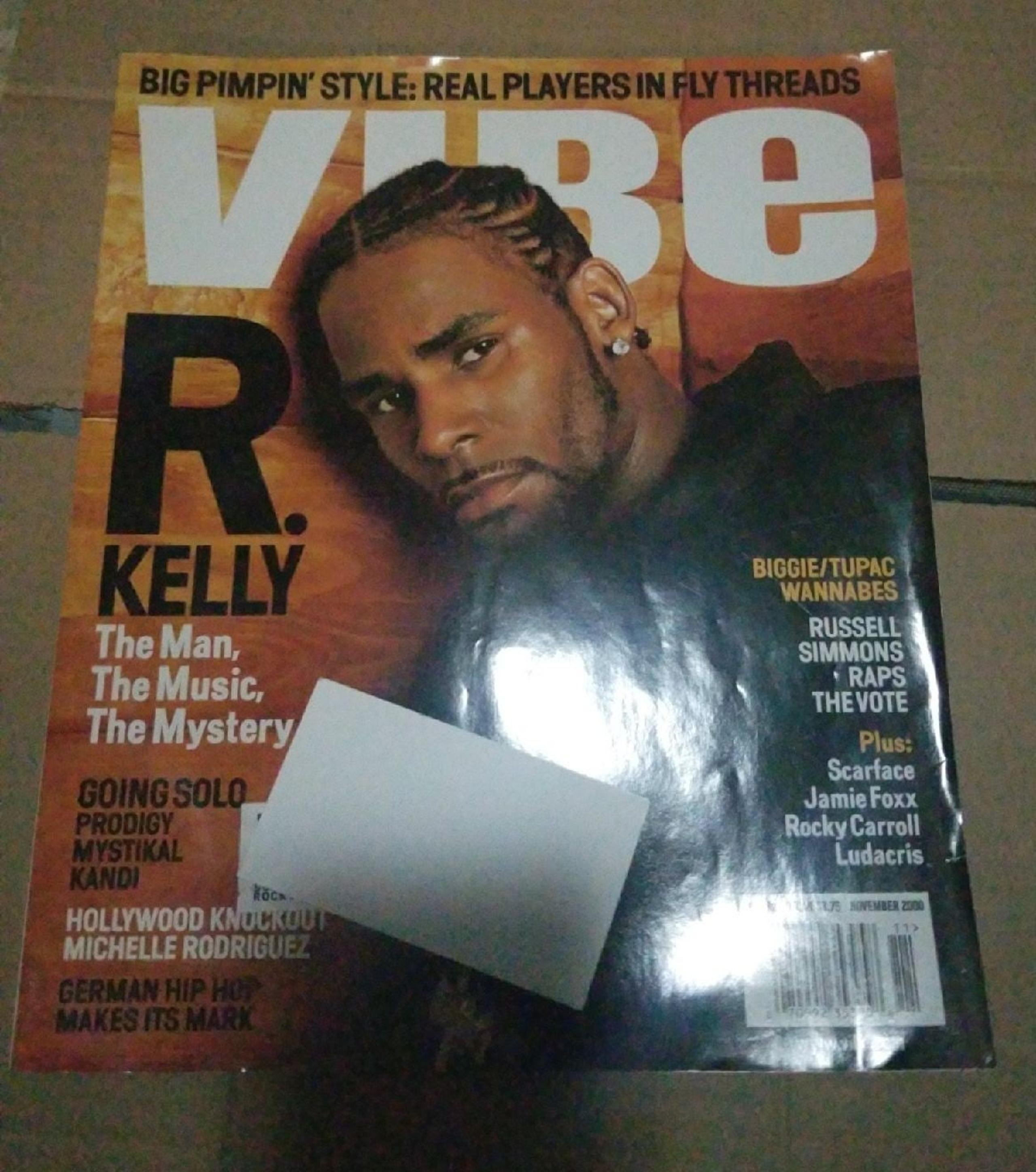 Vintage 2000 VIBE Magazine R Kelly cover