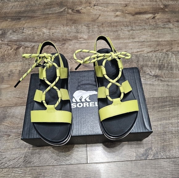 Sorel Roaming lace sandals women's size 8
