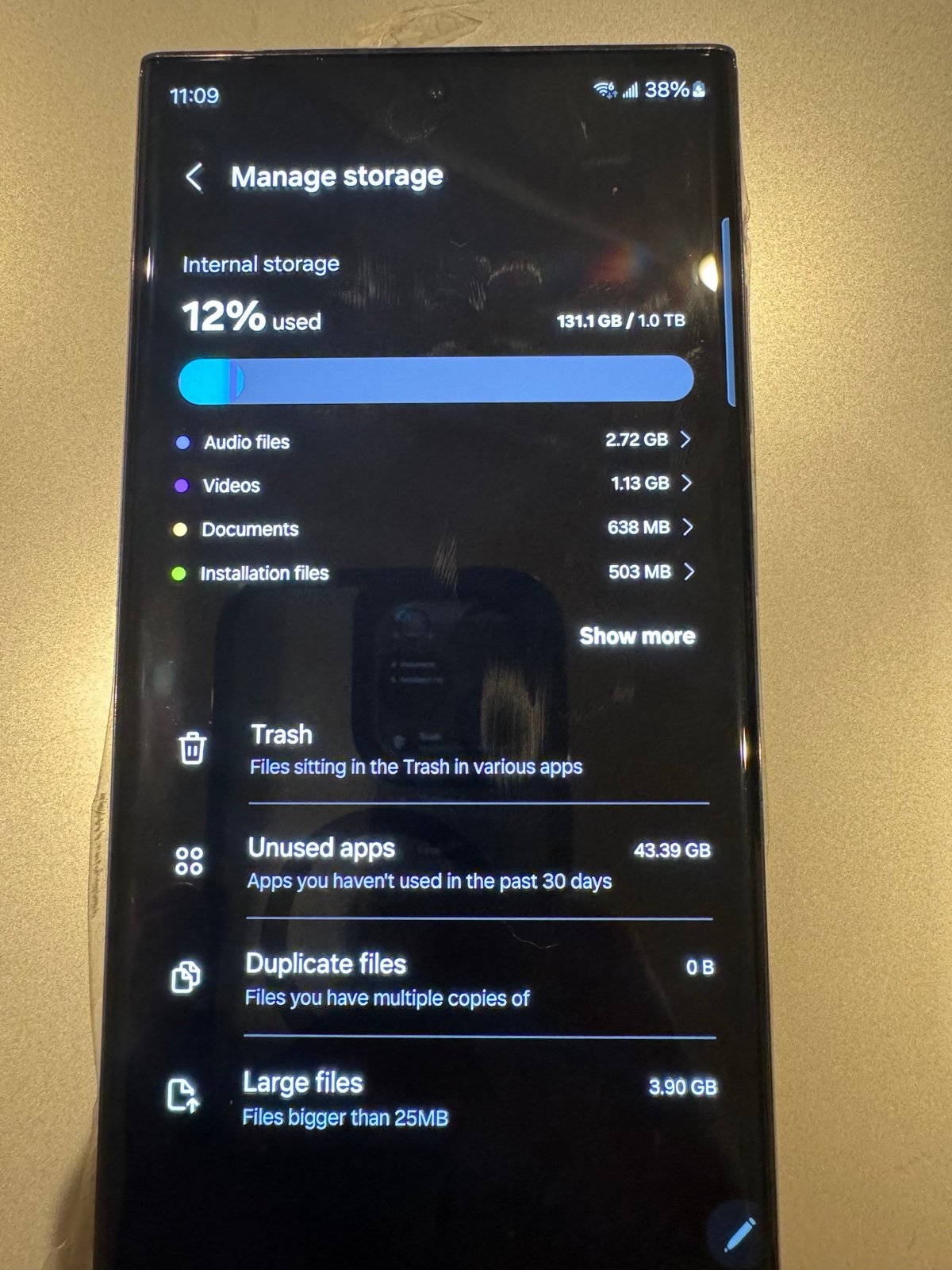 Samsung Galaxy S23 Ultra in Phantom Black 1TB - detail