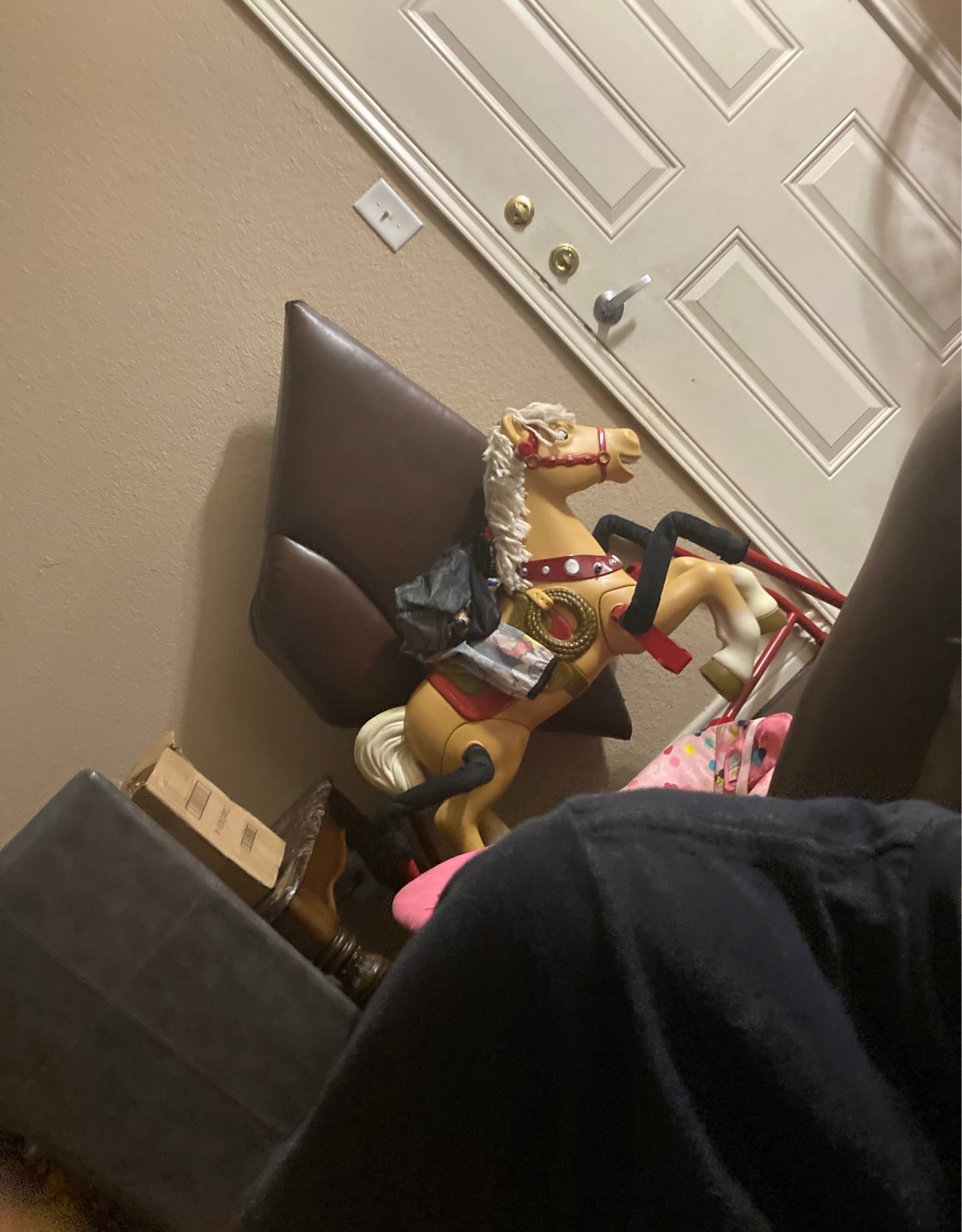 Toy horse