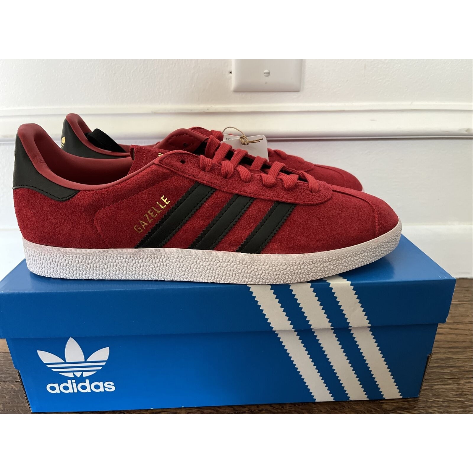adidas MANCHESTER UNITED GAZELLE IE8503 MUFC Red/Black/White Size 9