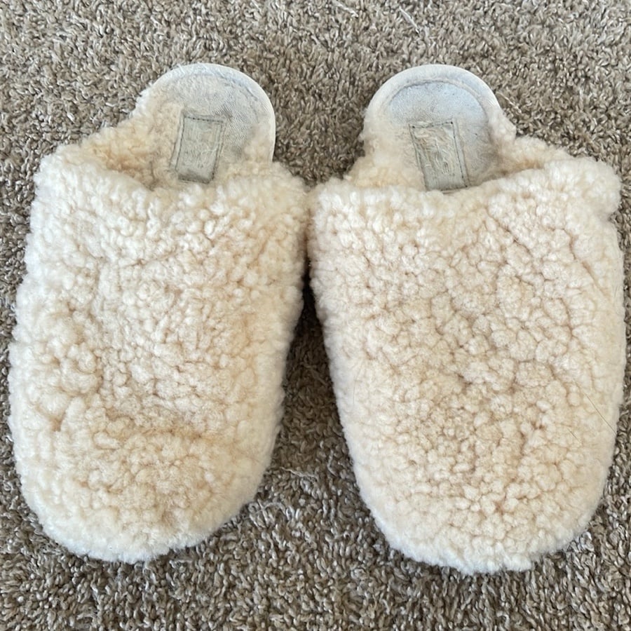 UGG cream fluff shearling slippers