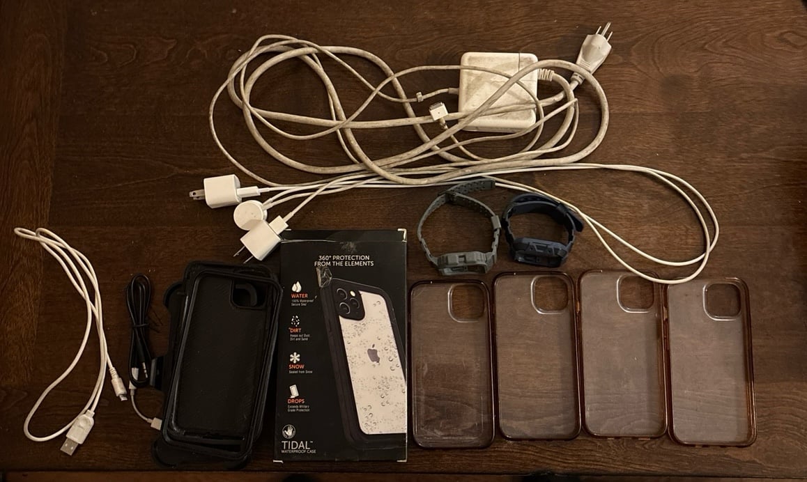 Iphone Apple accessories lot