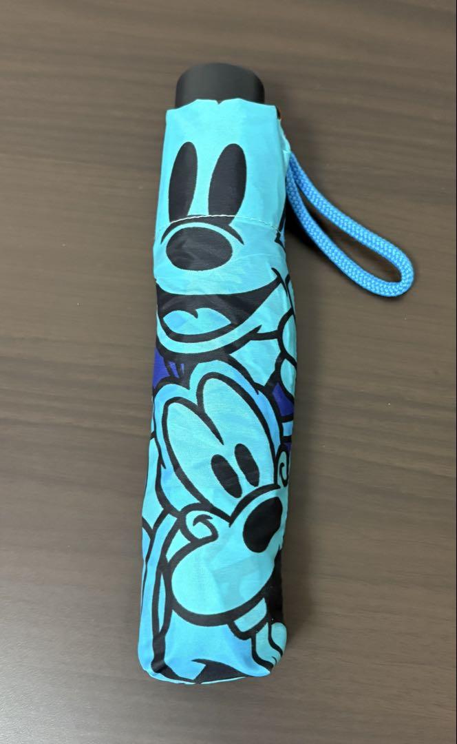 Hard to find! Disney ⭐︎ Foldable umbrella Mickey and Donald