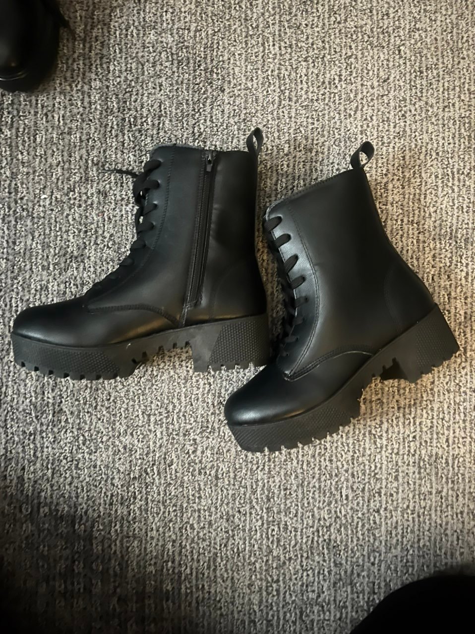the newest Combat boot Women the newest Combat boot Women