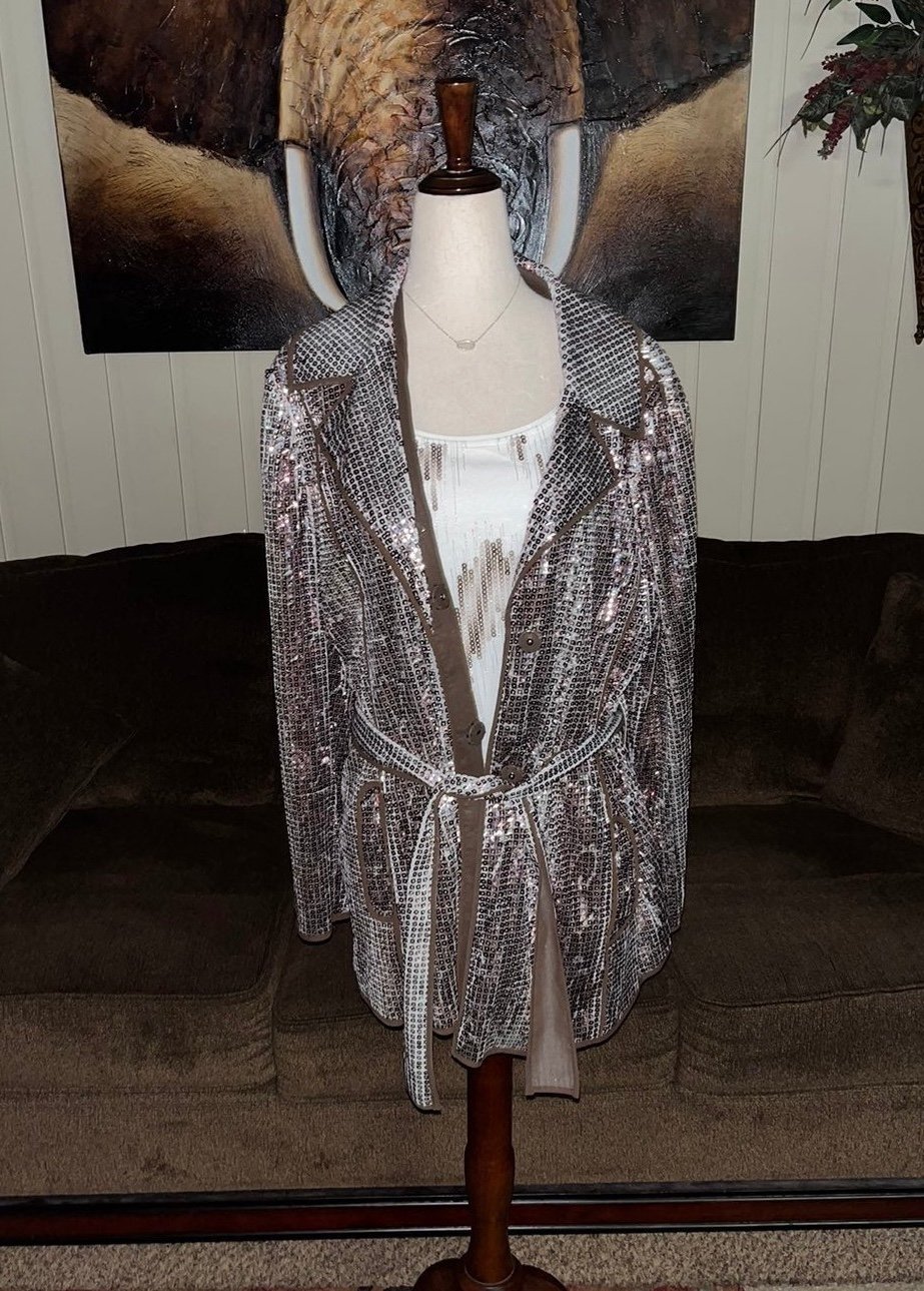 Chico’s • Large • Sequins • Sparkly • Brown/White Sleeveless Top & Jacket • Set