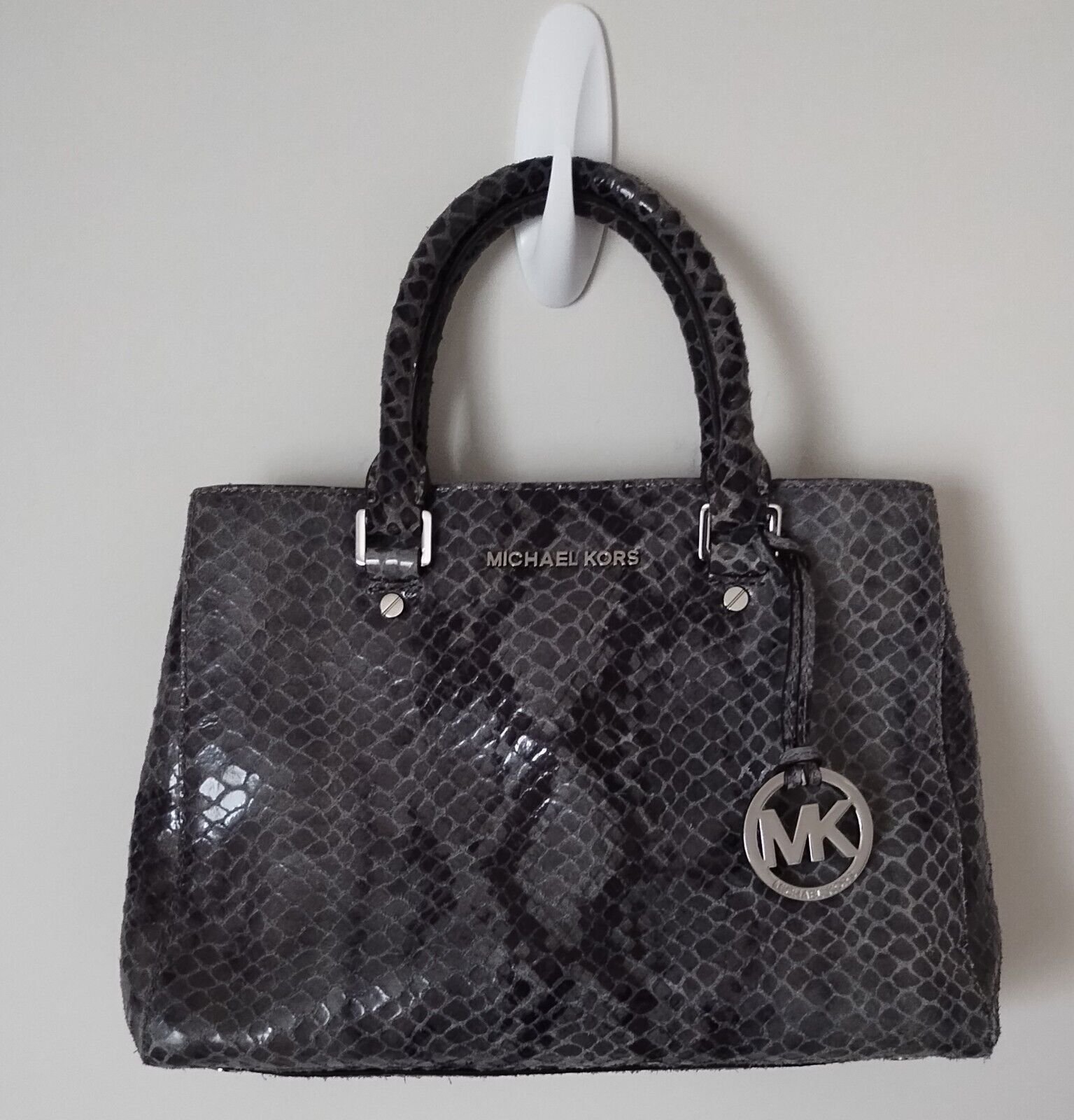 Michael Kors Leather Purse With Matching Wallet. Used In Excellent Condition