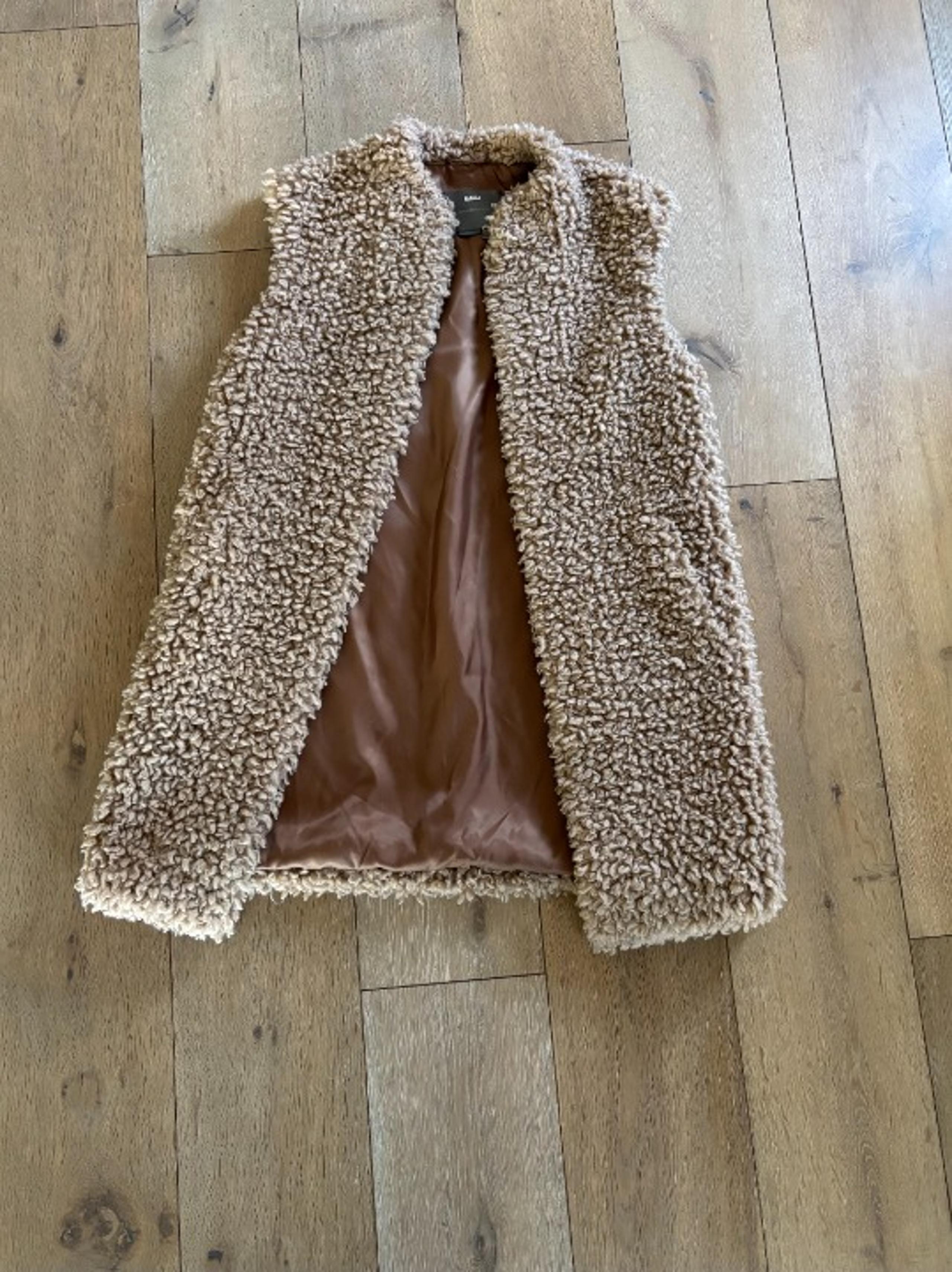 Anthropologie Ruby + Ed Sherpa Gilet Vest