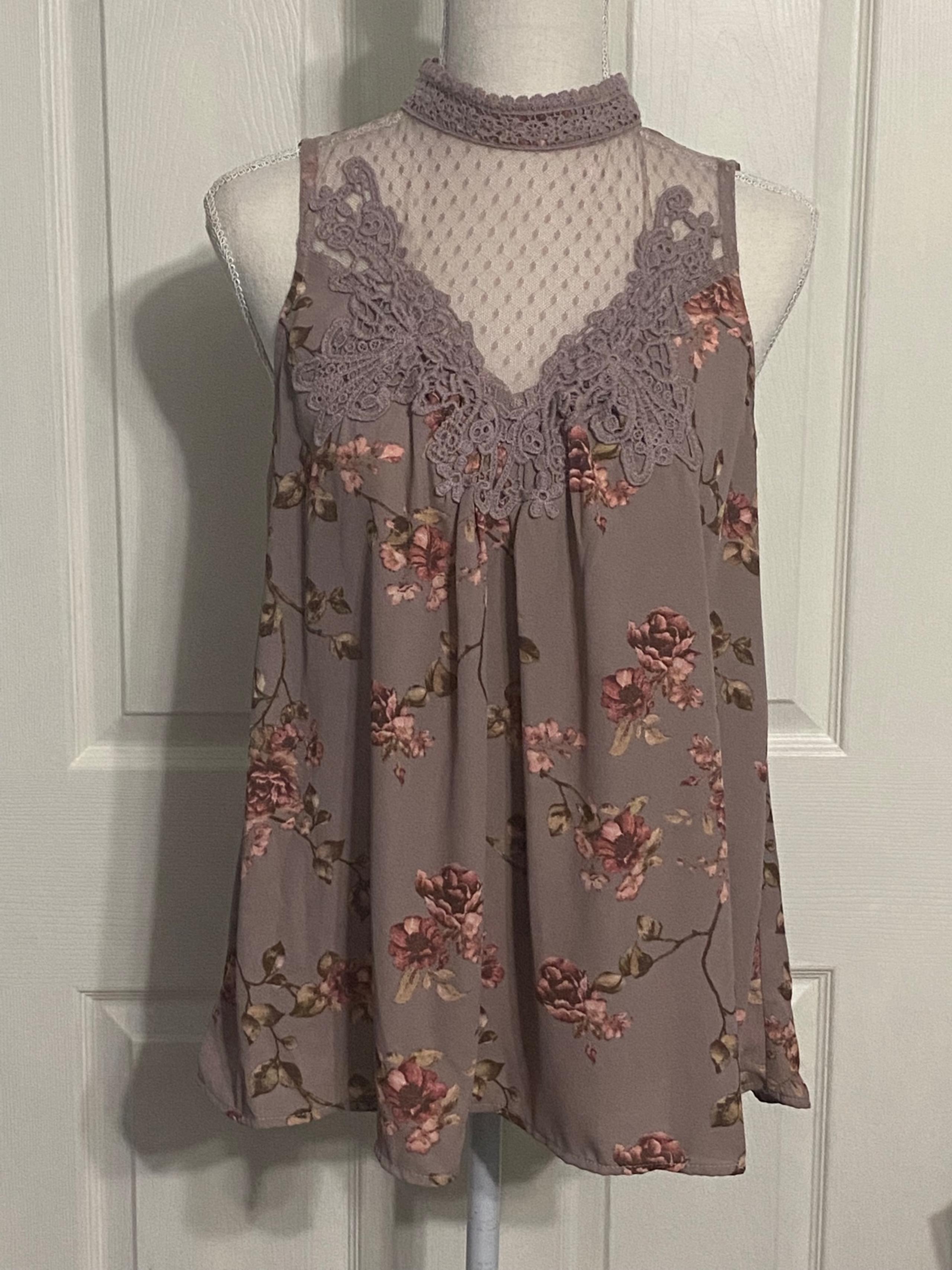 Xhileration Floral Print Sleeveless Top Size Medium
