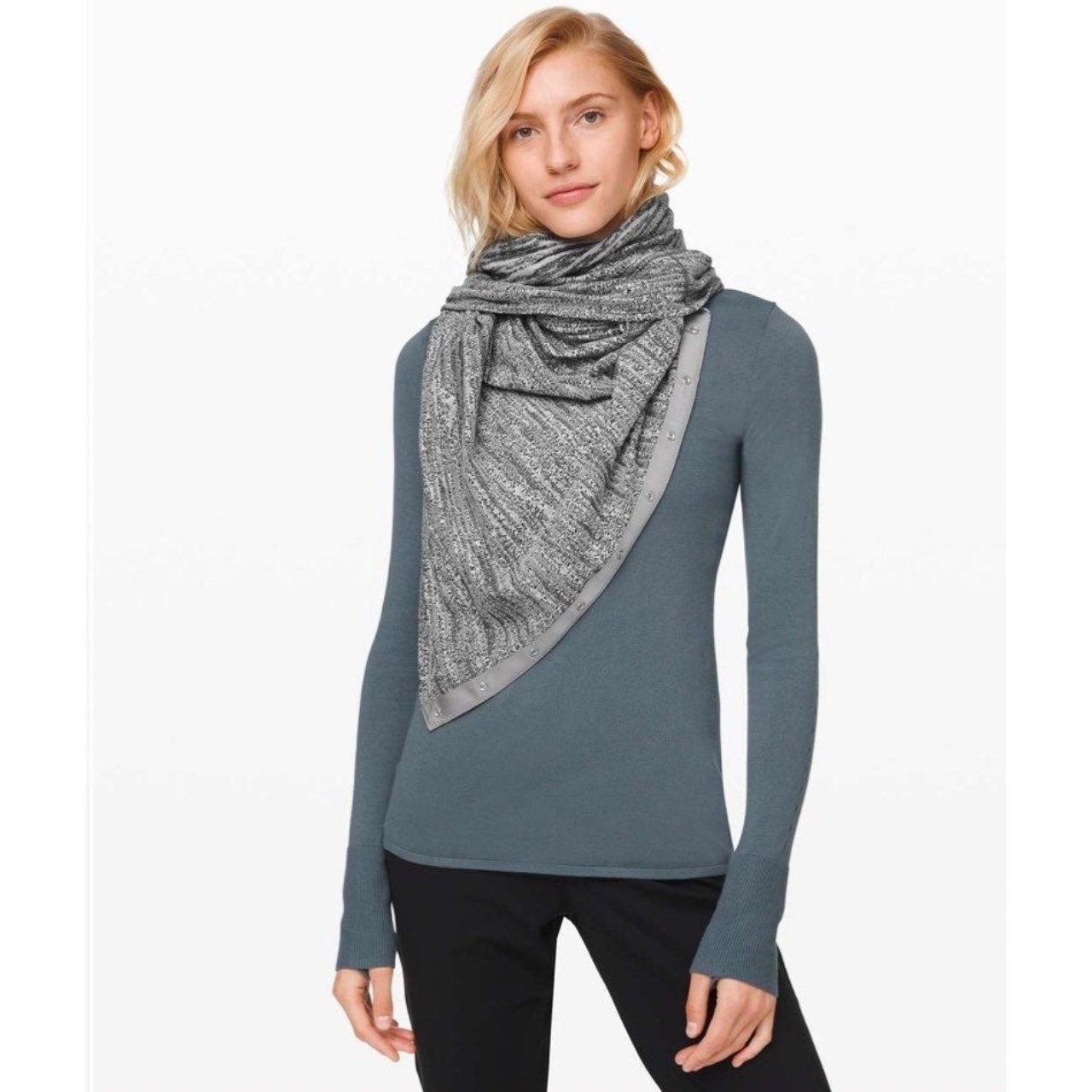 Lululemon Vinyasa Scarf Rulu Shuttle Jacquard Black Silver Screen W9CMFS IBEN