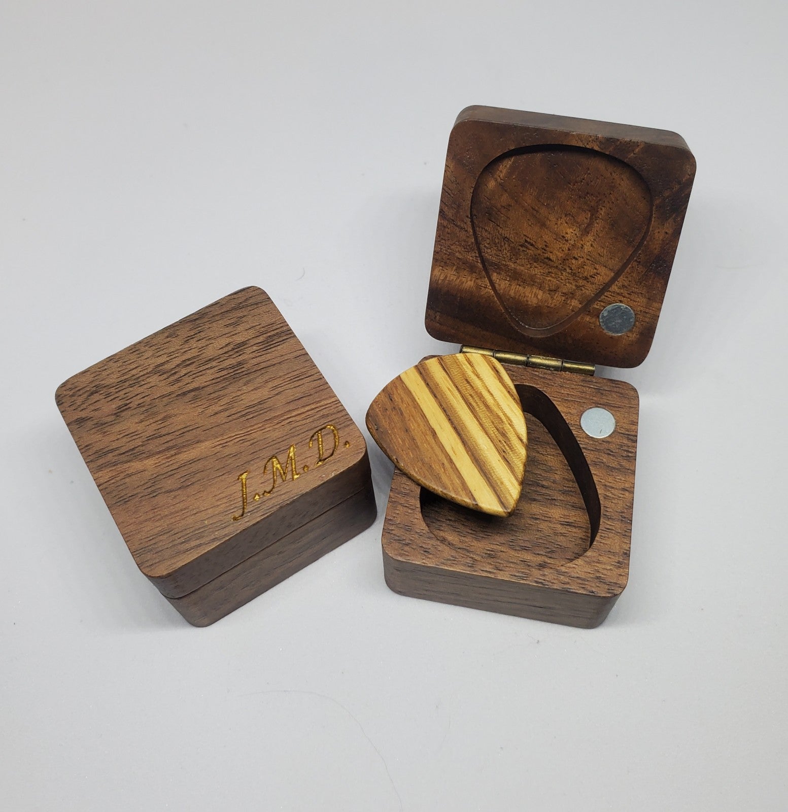 Engravable Guitar Pick Box