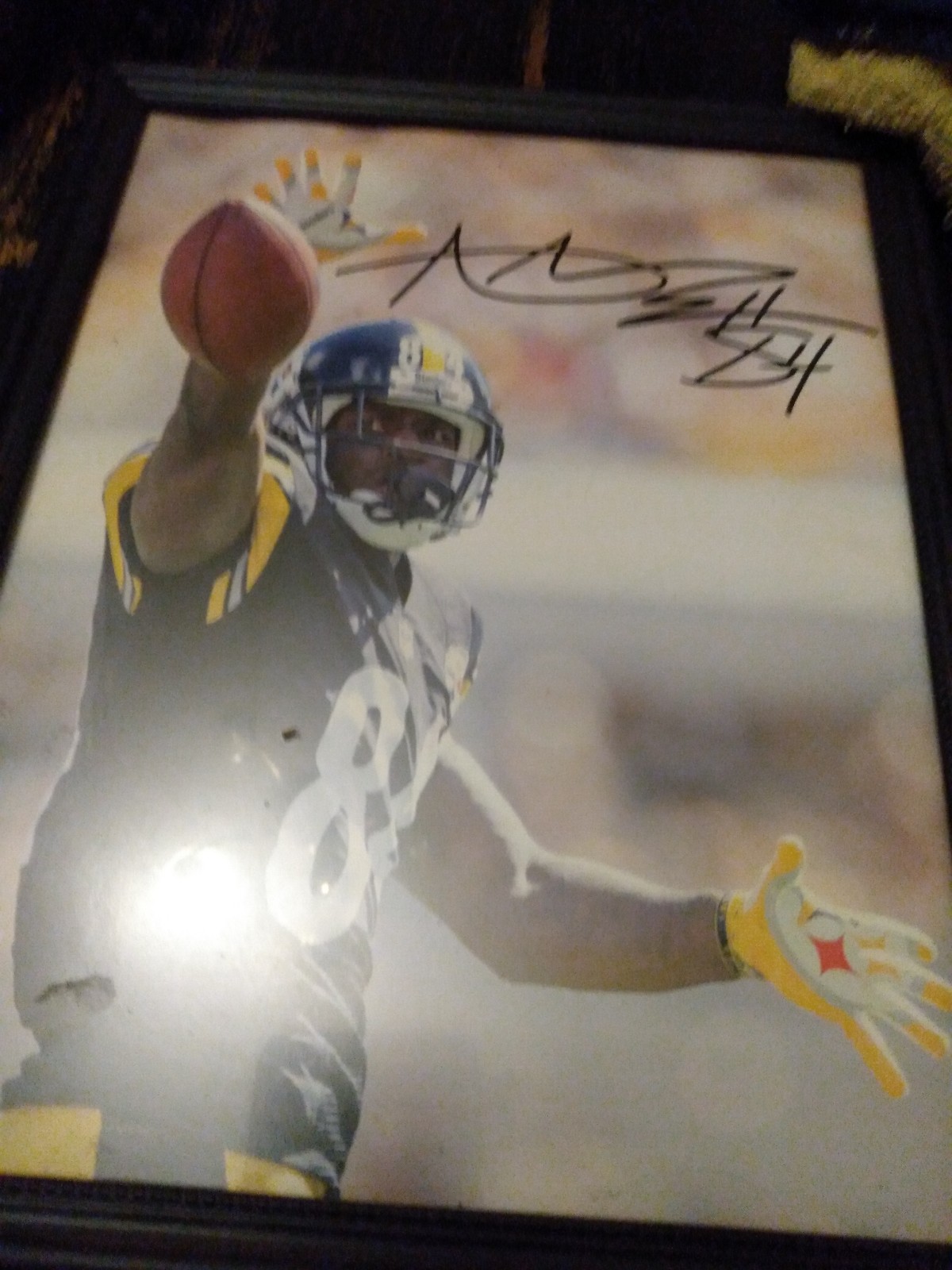 Signed picture and frame from Antonio brown