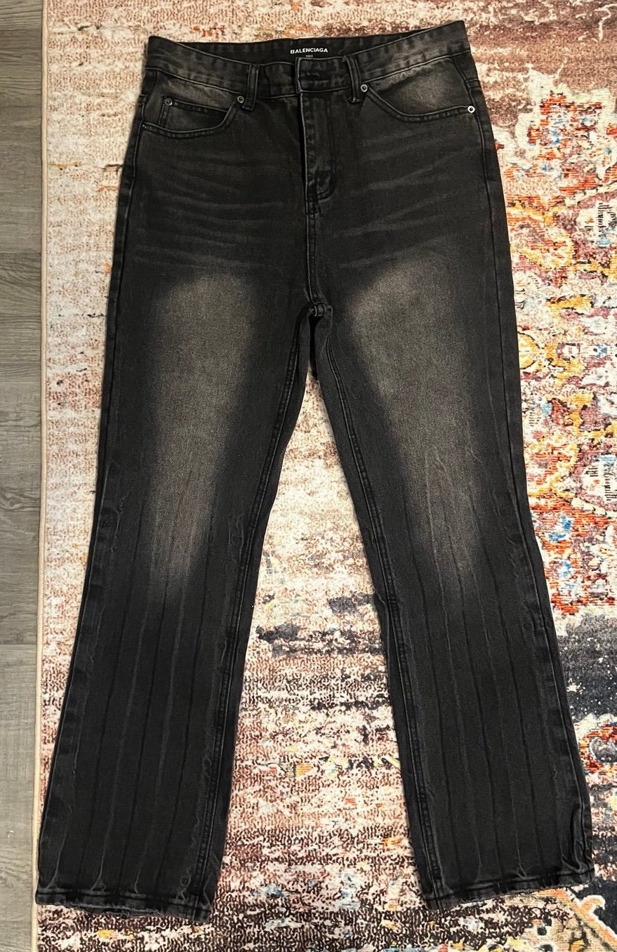 Xianyu Levi’s Black Heelbit Denim