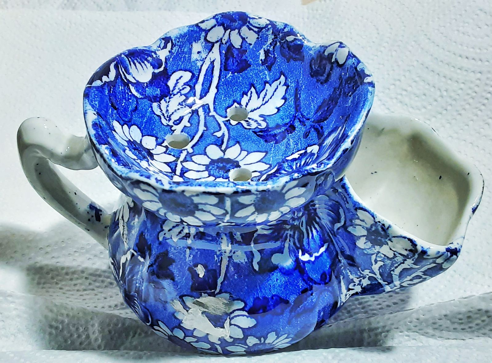 KENT Staffordshire Louis 14th blue white