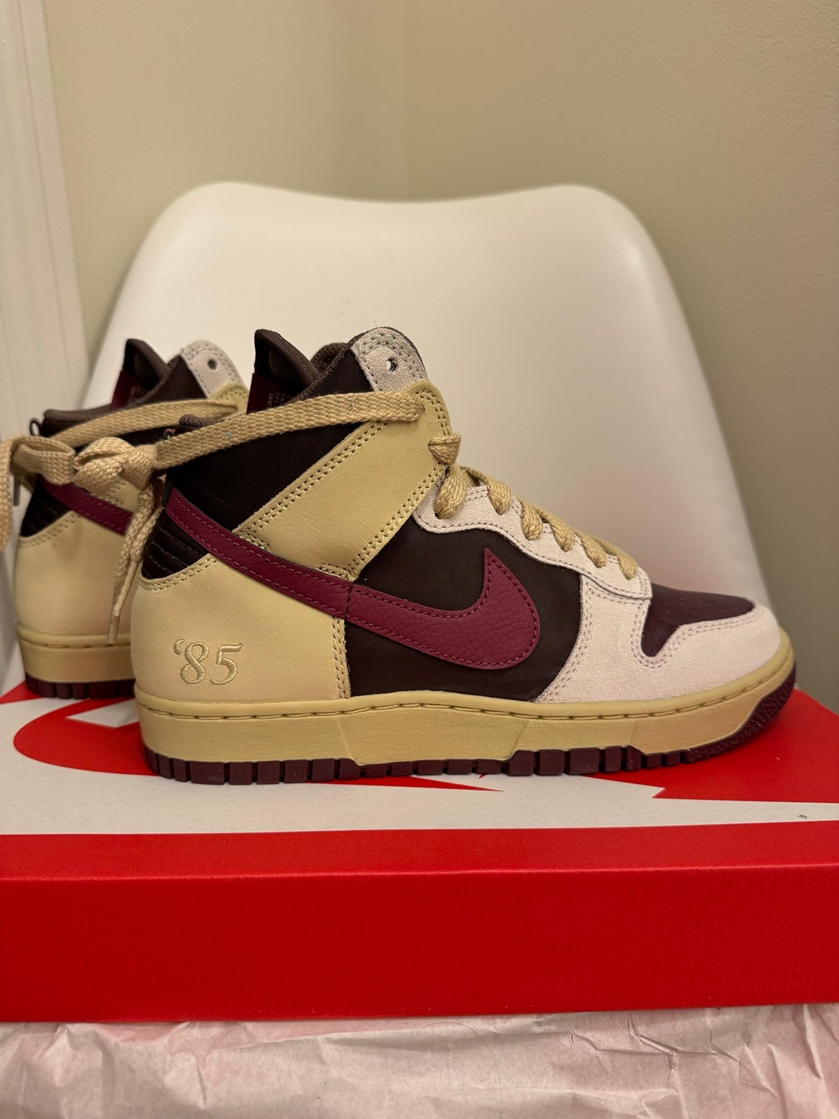 Nike Women's Dunk High 1985 Valentine's Day FD0794-700 Maroon -NWT