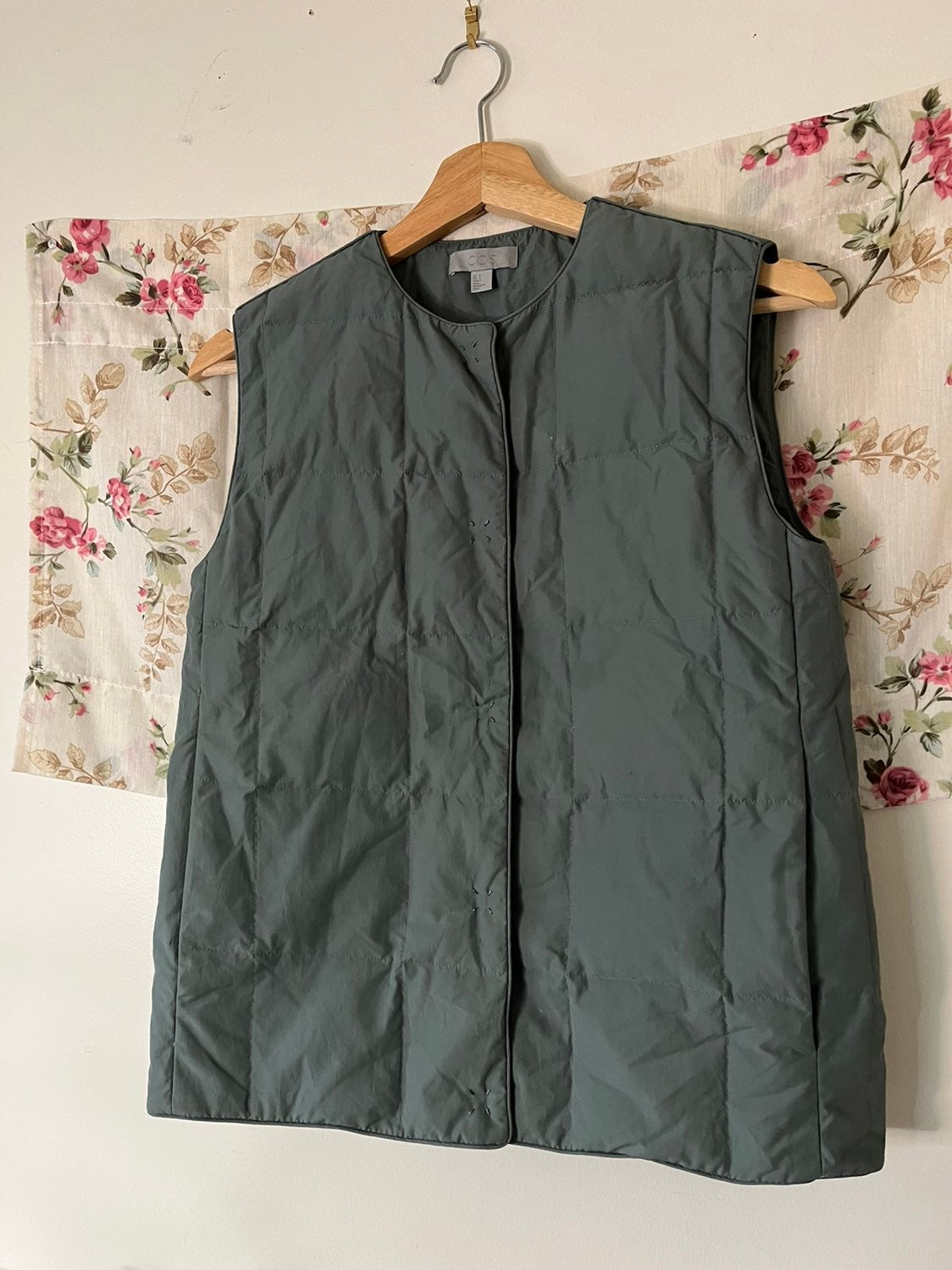 womens puffer vest