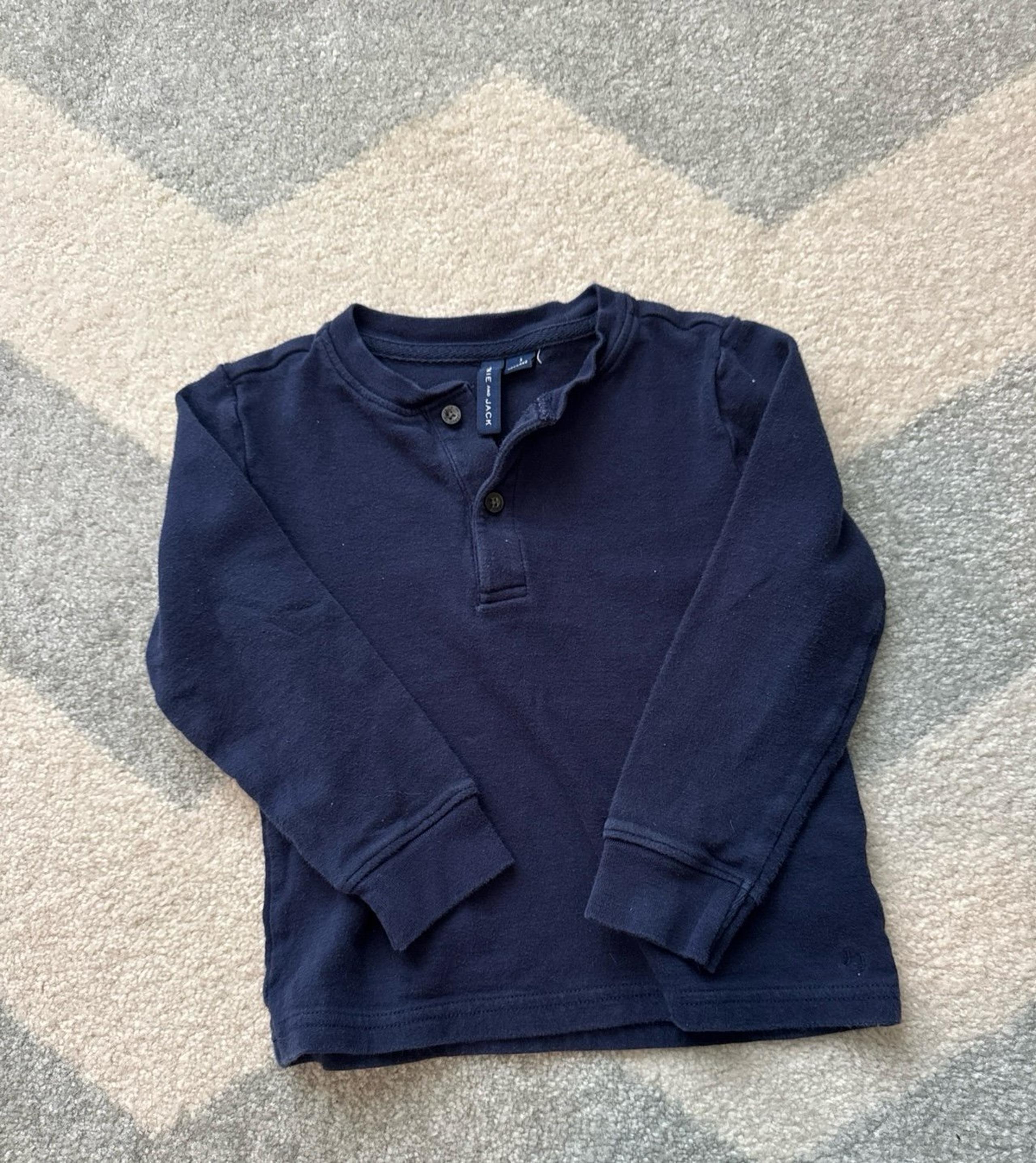Long sleeve
