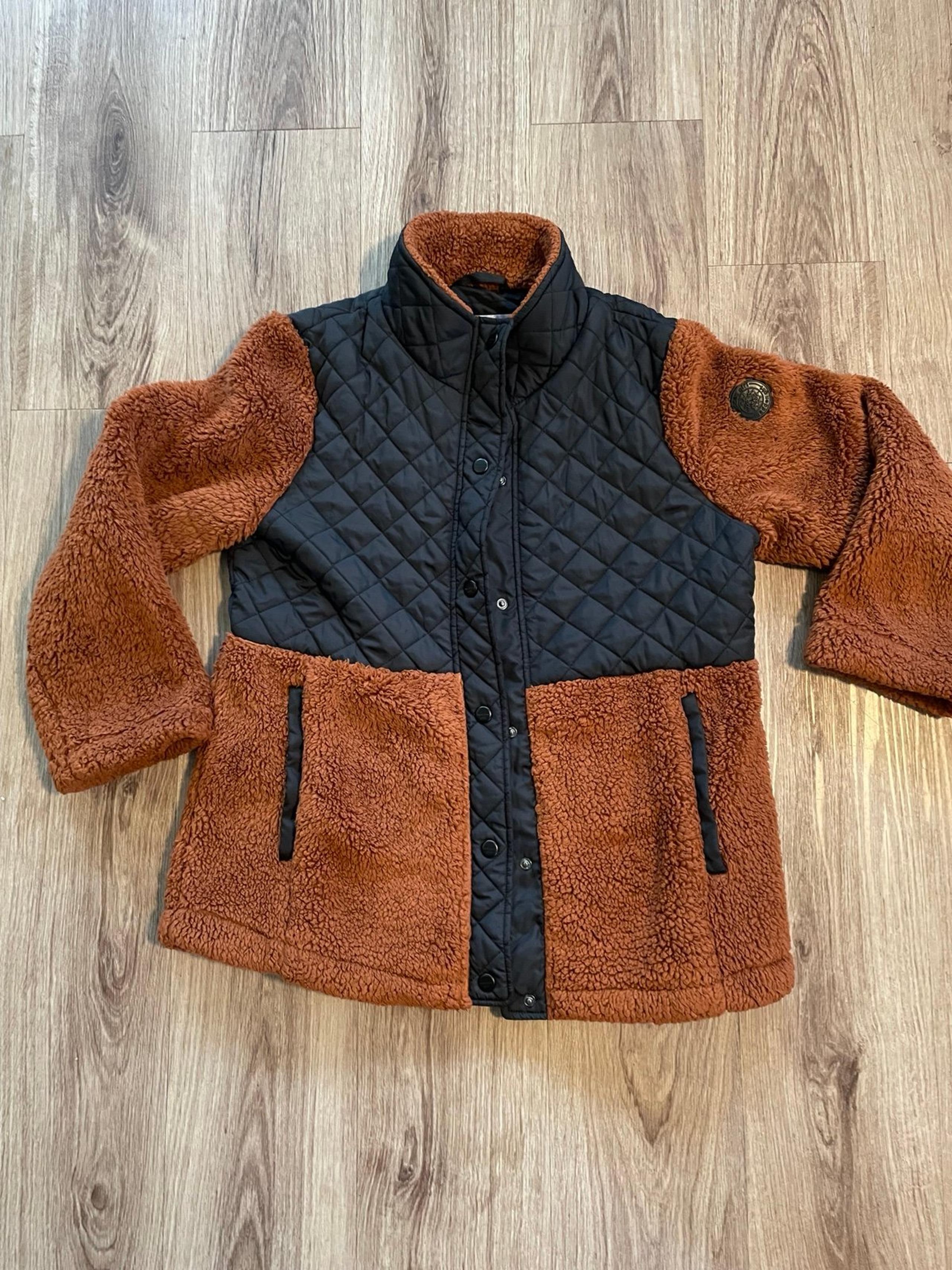 Madden Girl Cozy Mixed-Media Fleece Jacket in Toffee Black