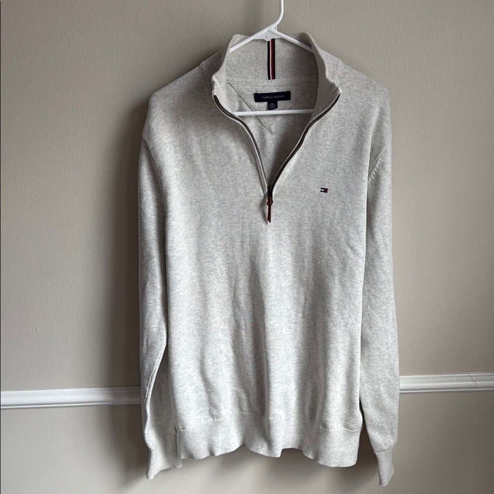Tommy Hilfiger Men's XL Gray Pullover Sweater 100% Cotton