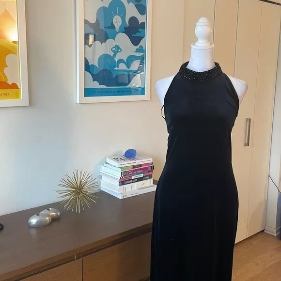 Vintage Reggio Evening Gown Black with sequins