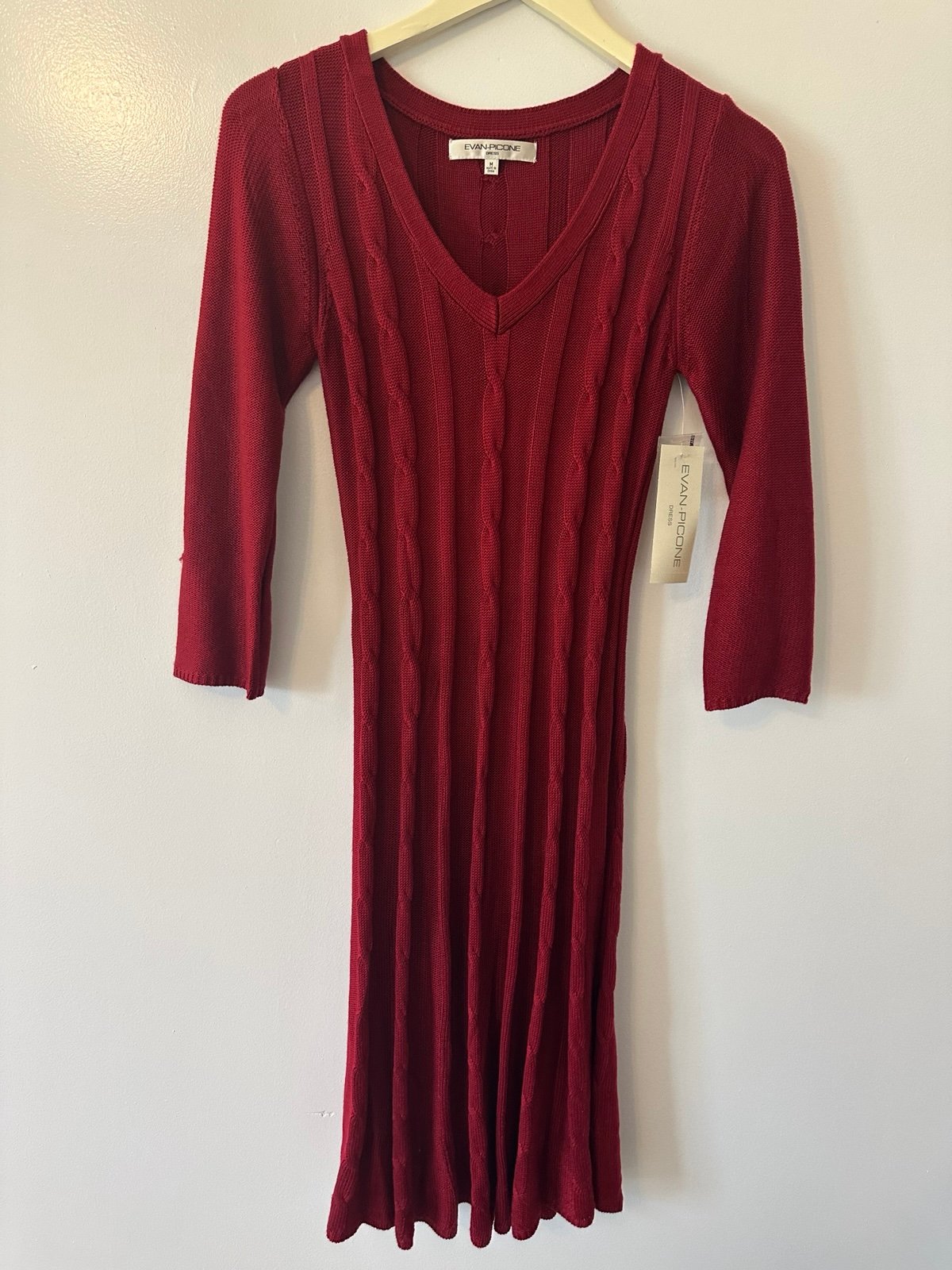 evan picone dress Women’s size medium NWT sweater dress