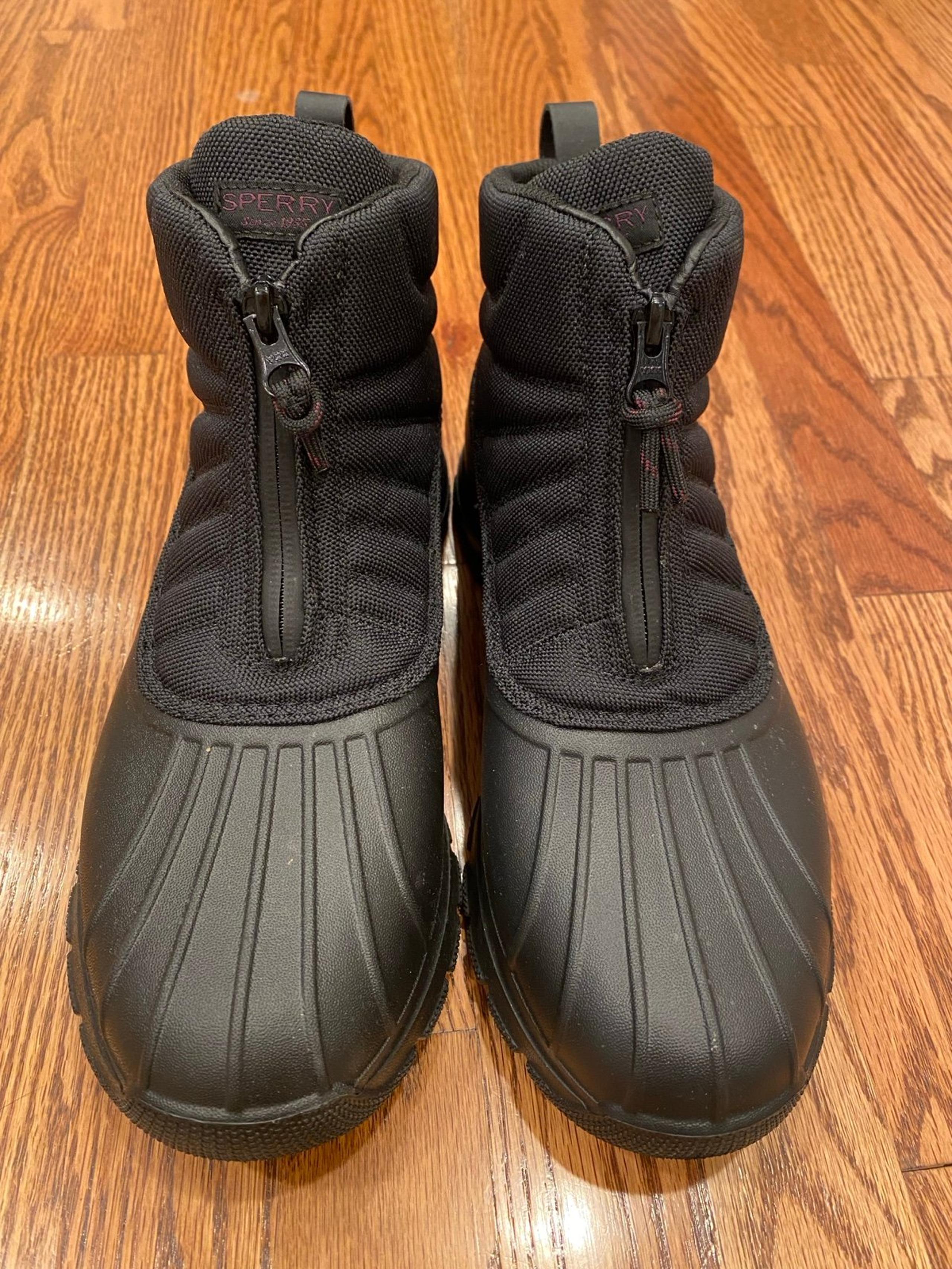 Black Sperry snow boots