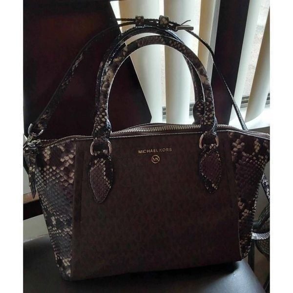 MICHAEL KORS Monogram Leather Trimmed Handle Bag~380 Retail