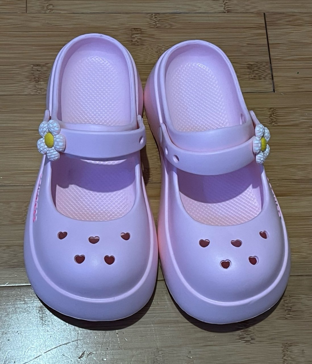 Crocs
