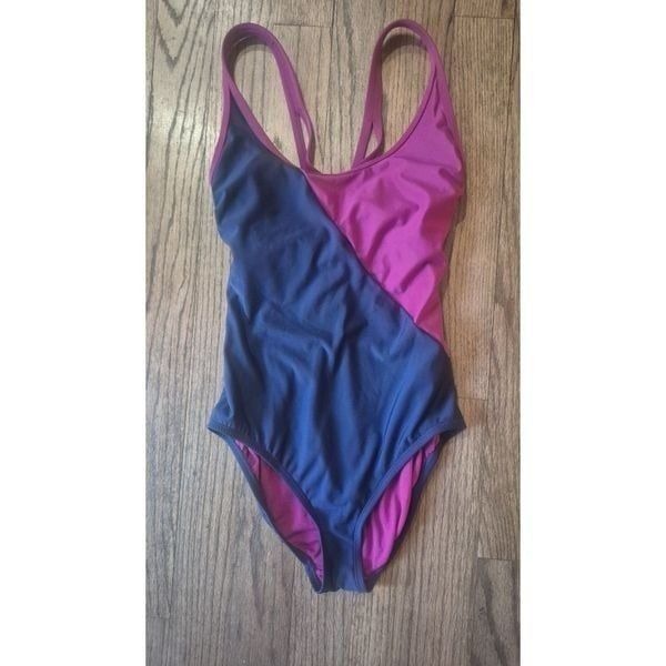 All In Motion Athletic Toning One-piece Bathingsuit Swimsuit Women's Size Medium