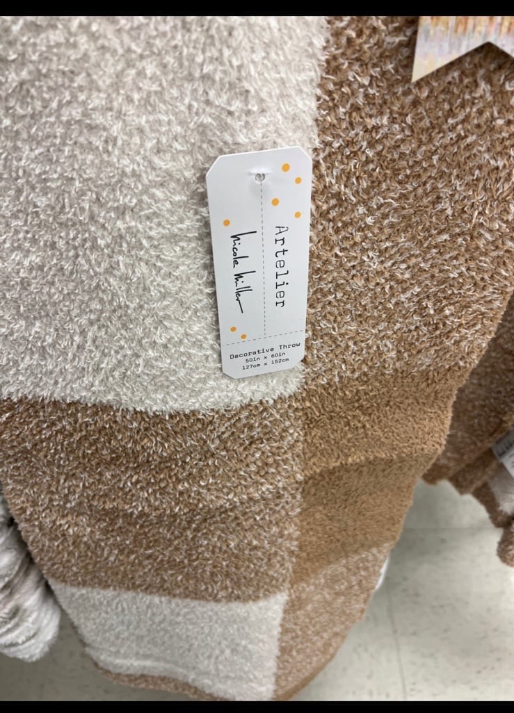 Nicole Miller Artelier Throw