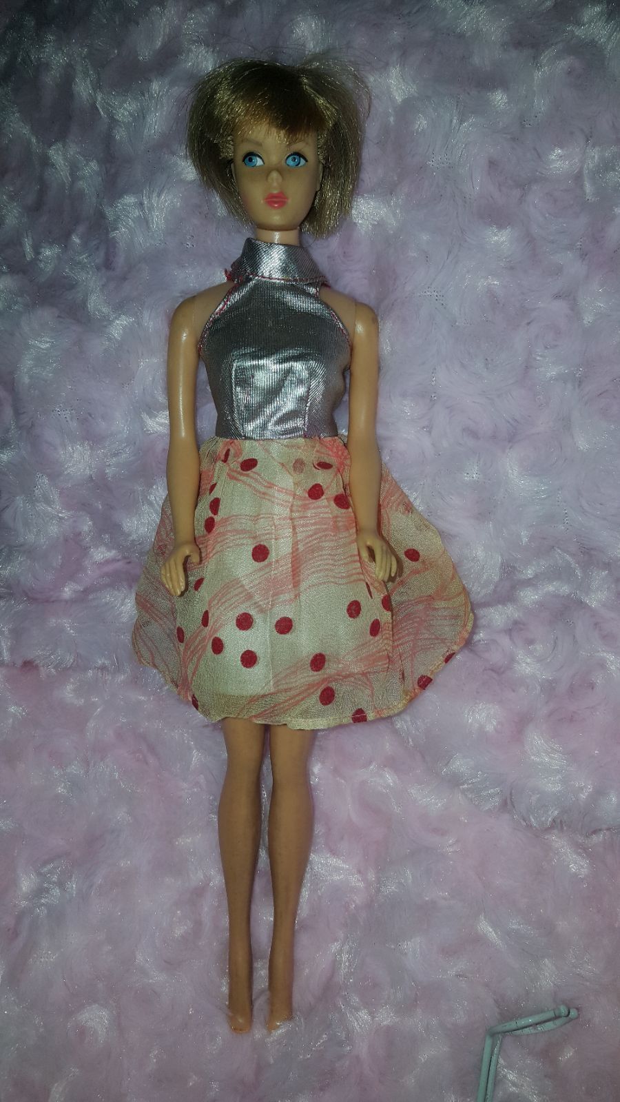 Vtg Midge barbie doll w original dress