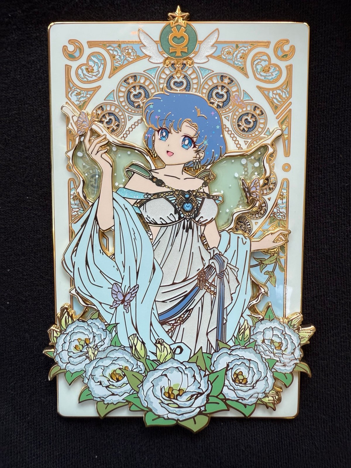 Sailor Mercury/ Ami pin