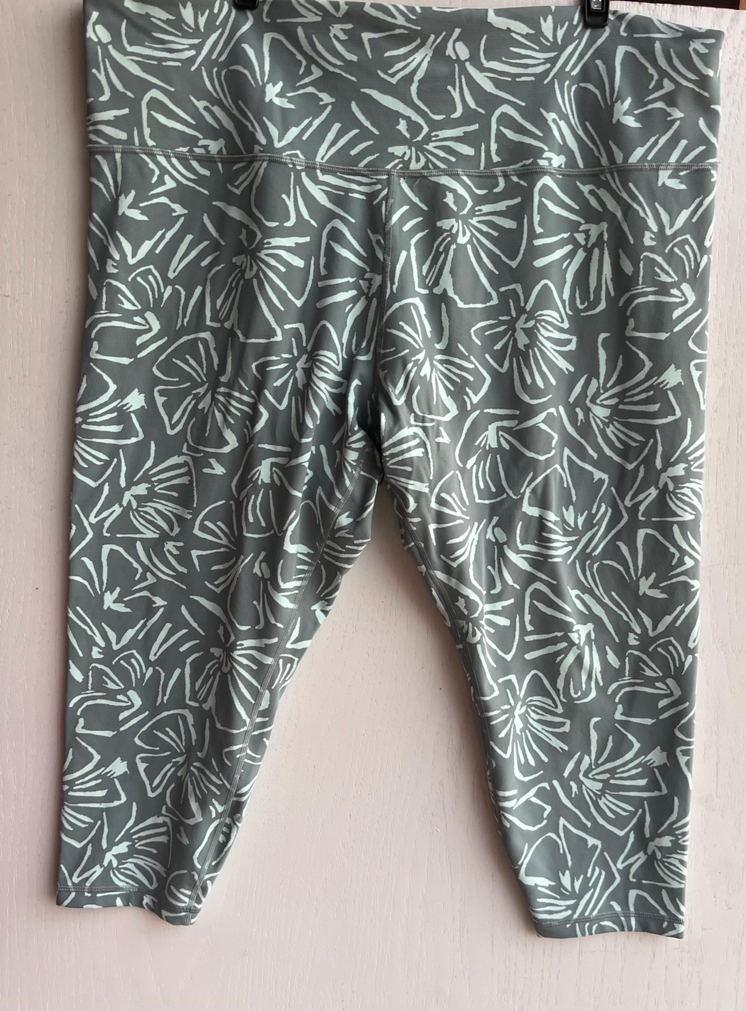 Athleta Capri Crop Athletic Gym Leggings Size 3X Women's Floral