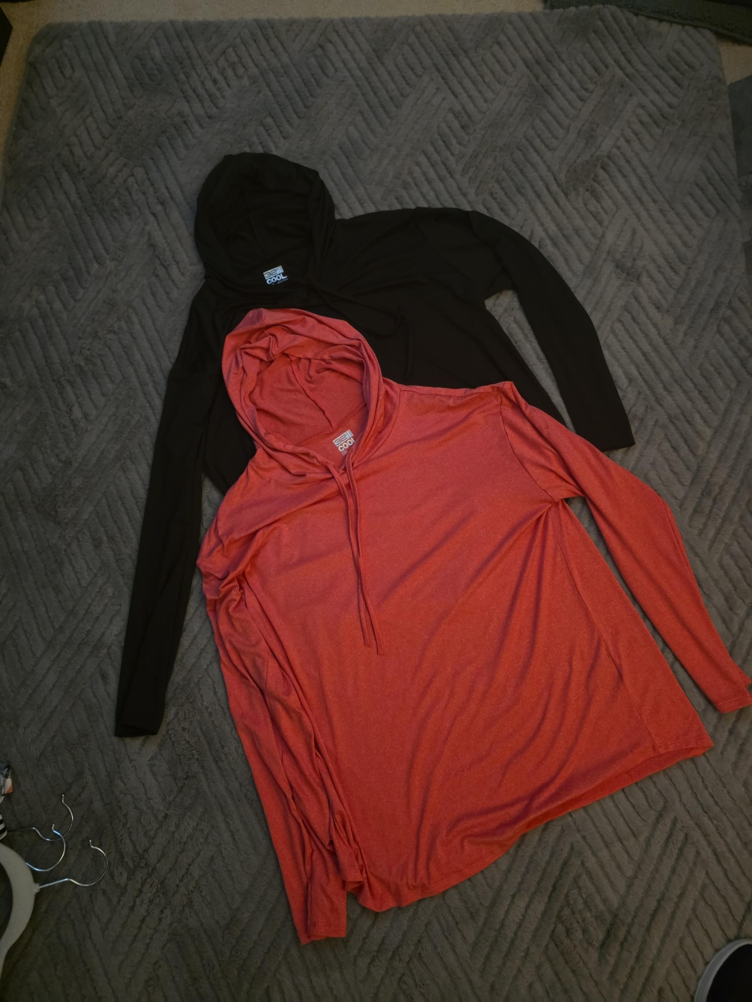 Set of 2 womens lightweight hoodie,  32 Degrees  brand size Large