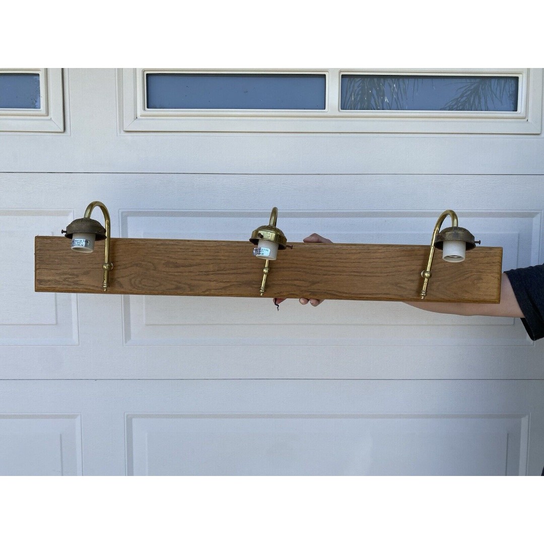 VTG Wooden Gold Arms Wall Sconce 3 Light Fixture Wall Mount Entry Hall Bathroom